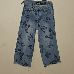 Blue Butterfly Print Cropped Jeans
